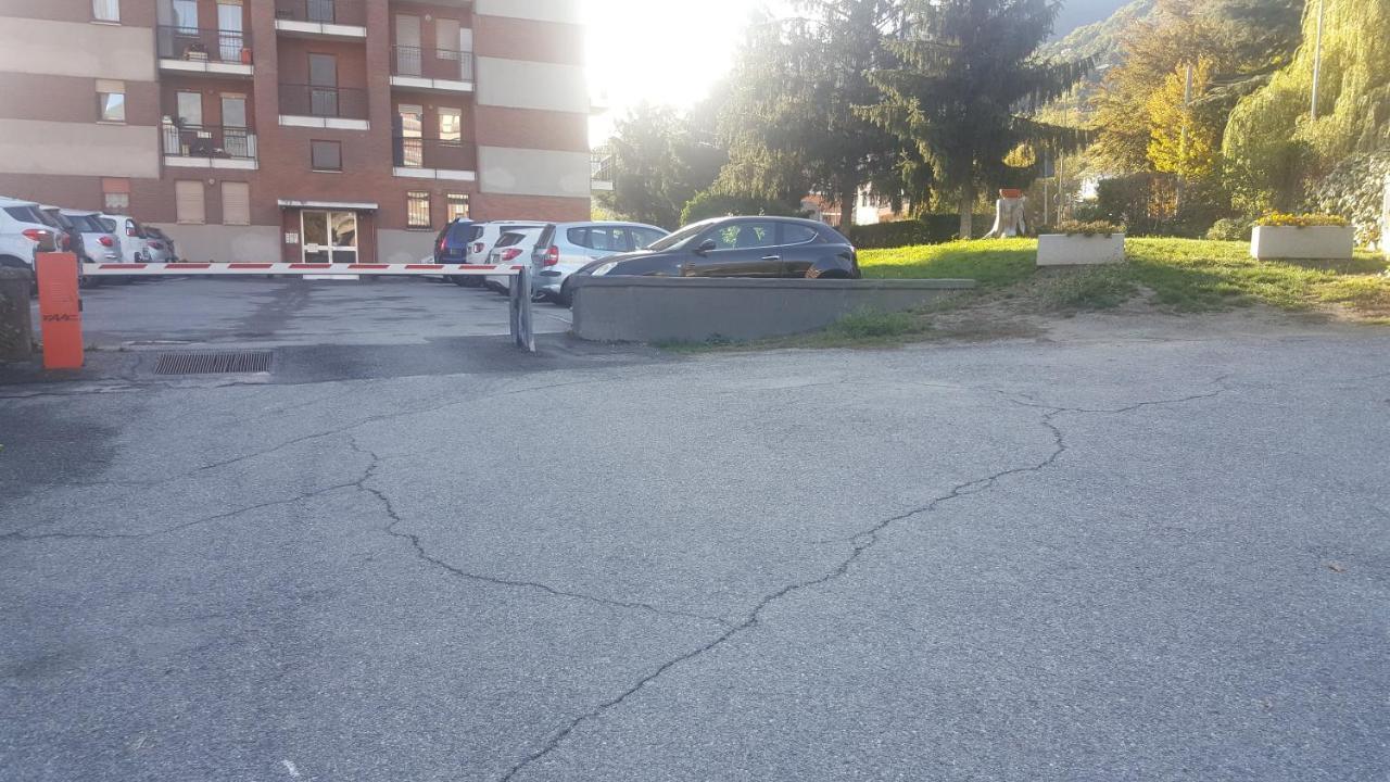 Casa Della Nonna Per Voi Parcheggio Gratuito Condizionatore Portatile Cir 0052 Aosta Bagian luar foto