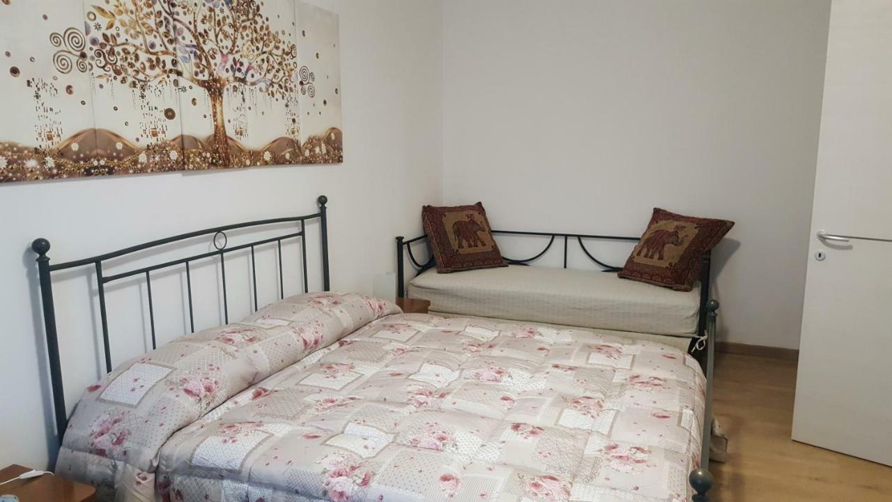 Casa Della Nonna Per Voi Parcheggio Gratuito Condizionatore Portatile Cir 0052 Aosta Bagian luar foto